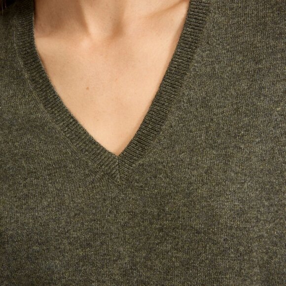 Everlane Cashmere V-neck sweater - Picture 4 of 7